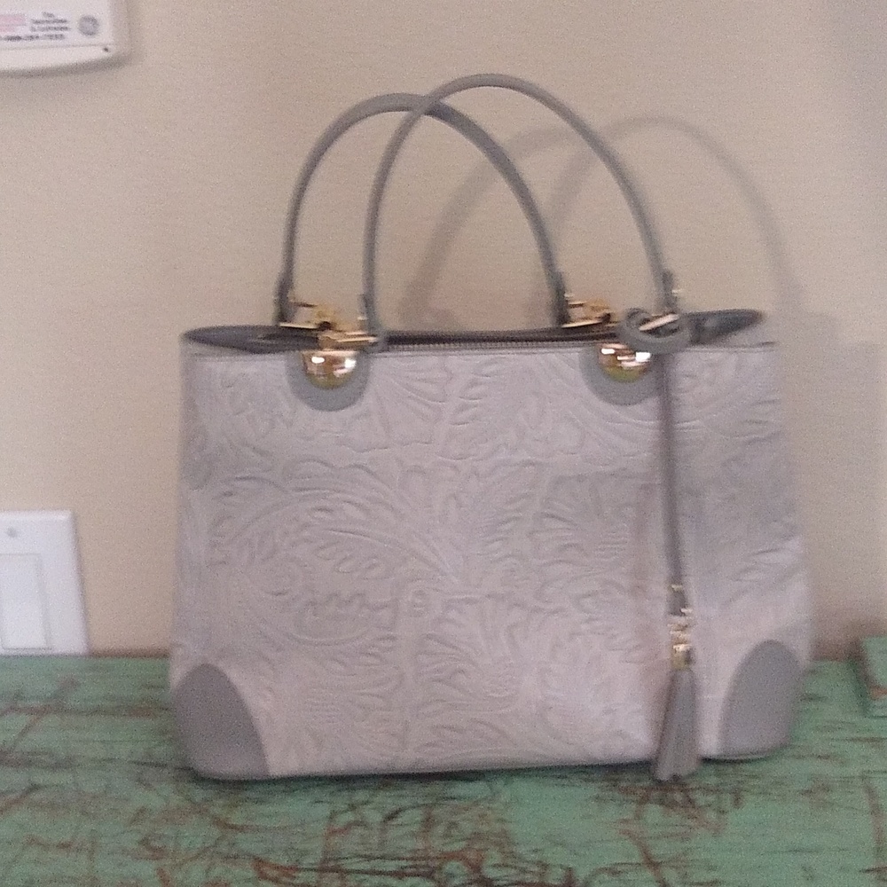 Glamorous by Glam grey leather handbag with gold hardware - Picture 2 of 9